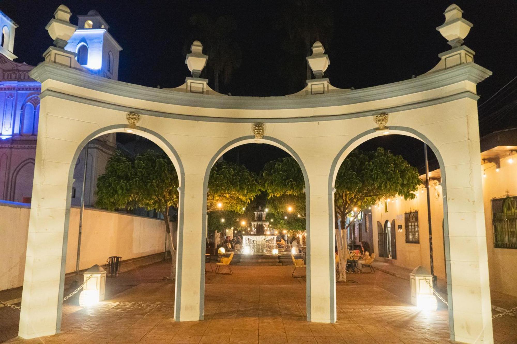 La Casa De Mamapan Hotel Colonial Ahuachapán 外观 照片