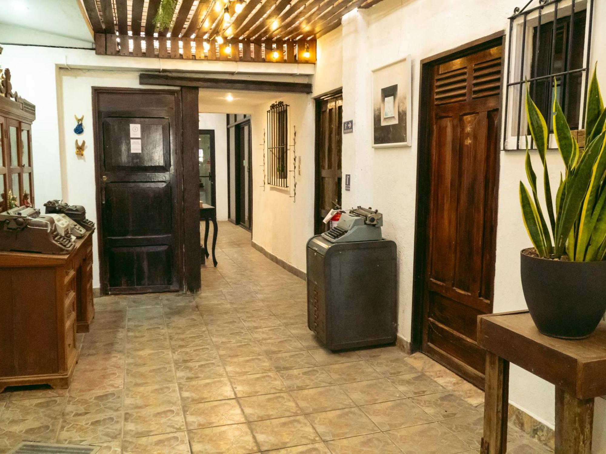 La Casa De Mamapan Hotel Colonial Ahuachapán 外观 照片